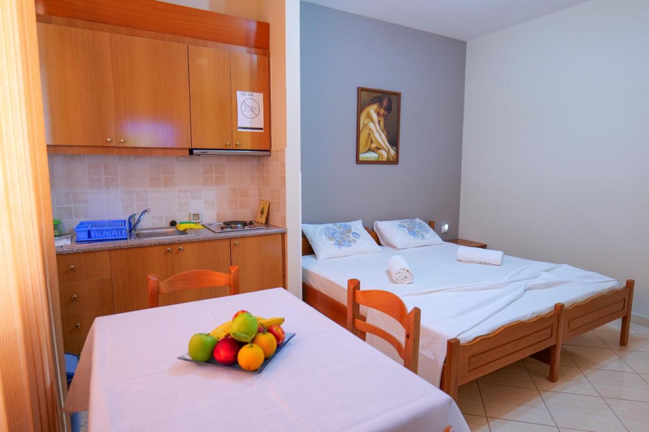 Elidon Apartments ساراندا المظهر الخارجي الصورة