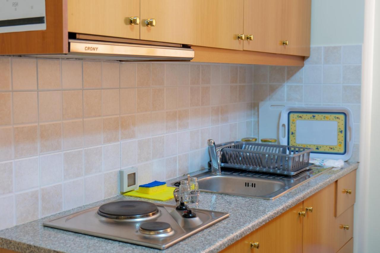 Elidon Apartments ساراندا المظهر الخارجي الصورة